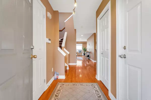 London North, ON N5X 4M1,565 Thistlewood DR
