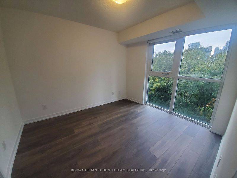 Toronto C08, ON M5A 0V1,219 Dundas ST E #605