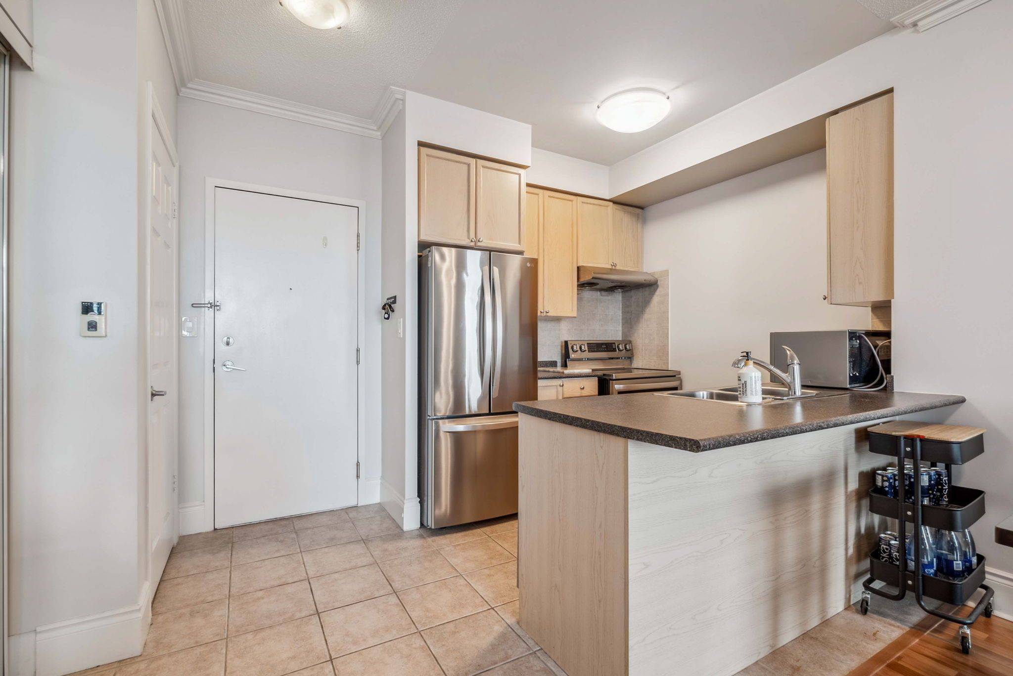 Mississauga, ON L5B 4M7,3880 Duke Of York BLVD #1113