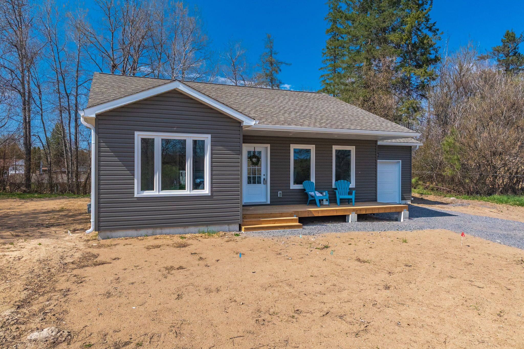 485 High ST S,  Burk's Falls,  ON P0A 1C0