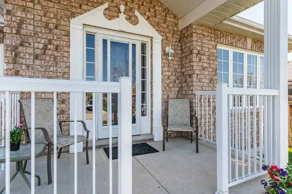 Springwater, ON L0L 1P0,5 Knox DR