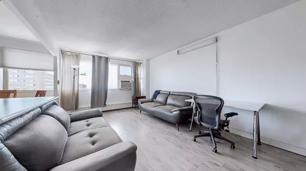 Toronto C11, ON M3C 1T1,735 Don Mills RD #2406