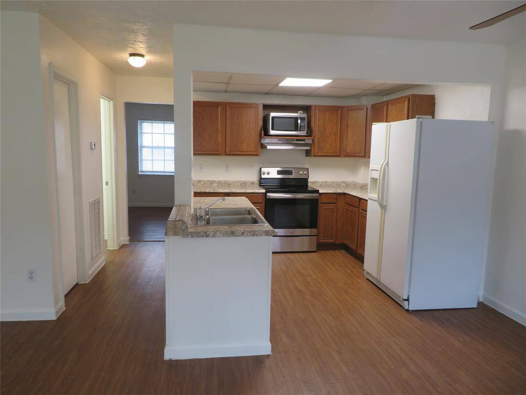 Grand Prairie, TX 75052,20 W Townhouse Lane