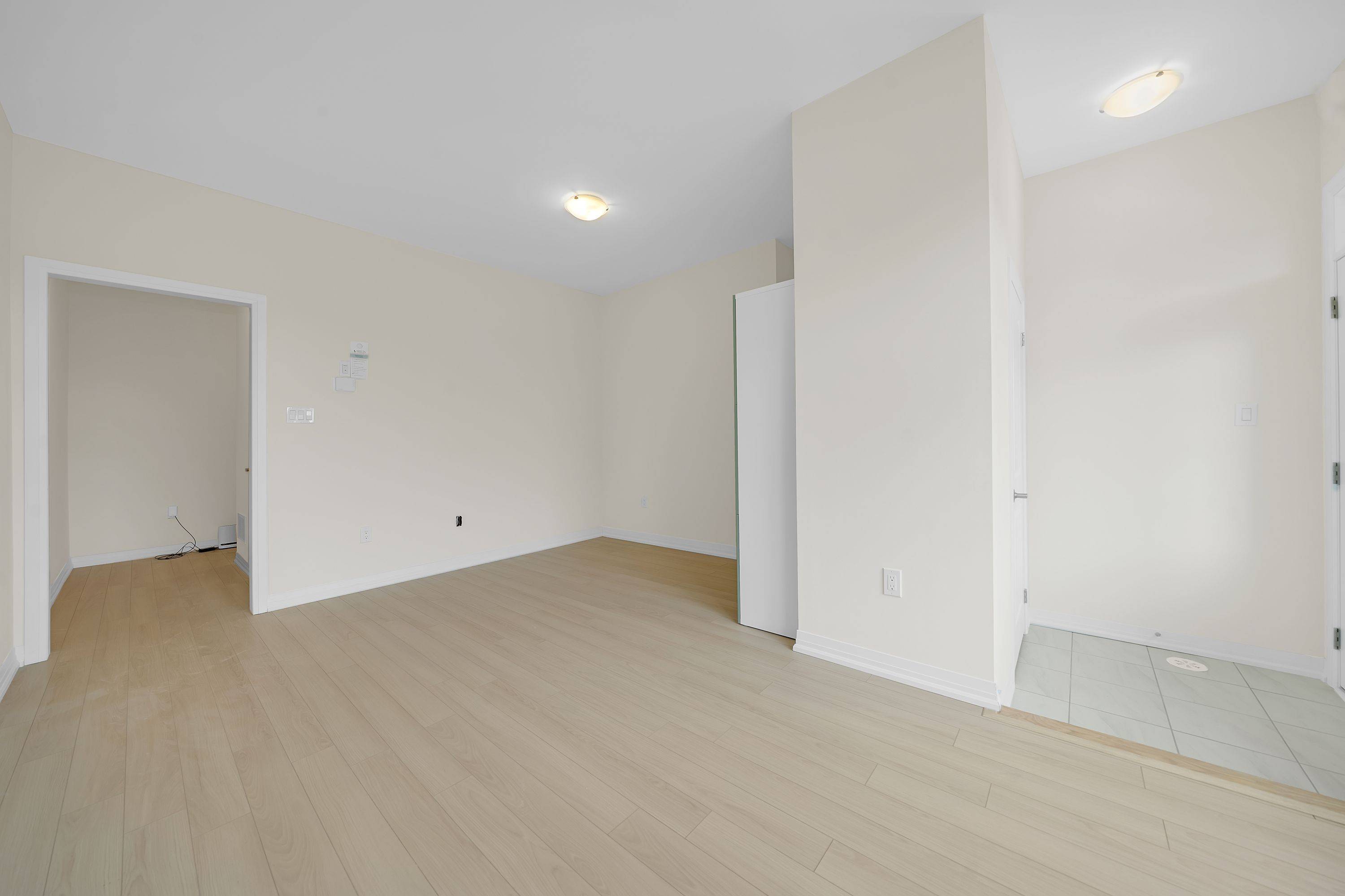 Markham, ON L6B 1R2,107 Carneros WAY