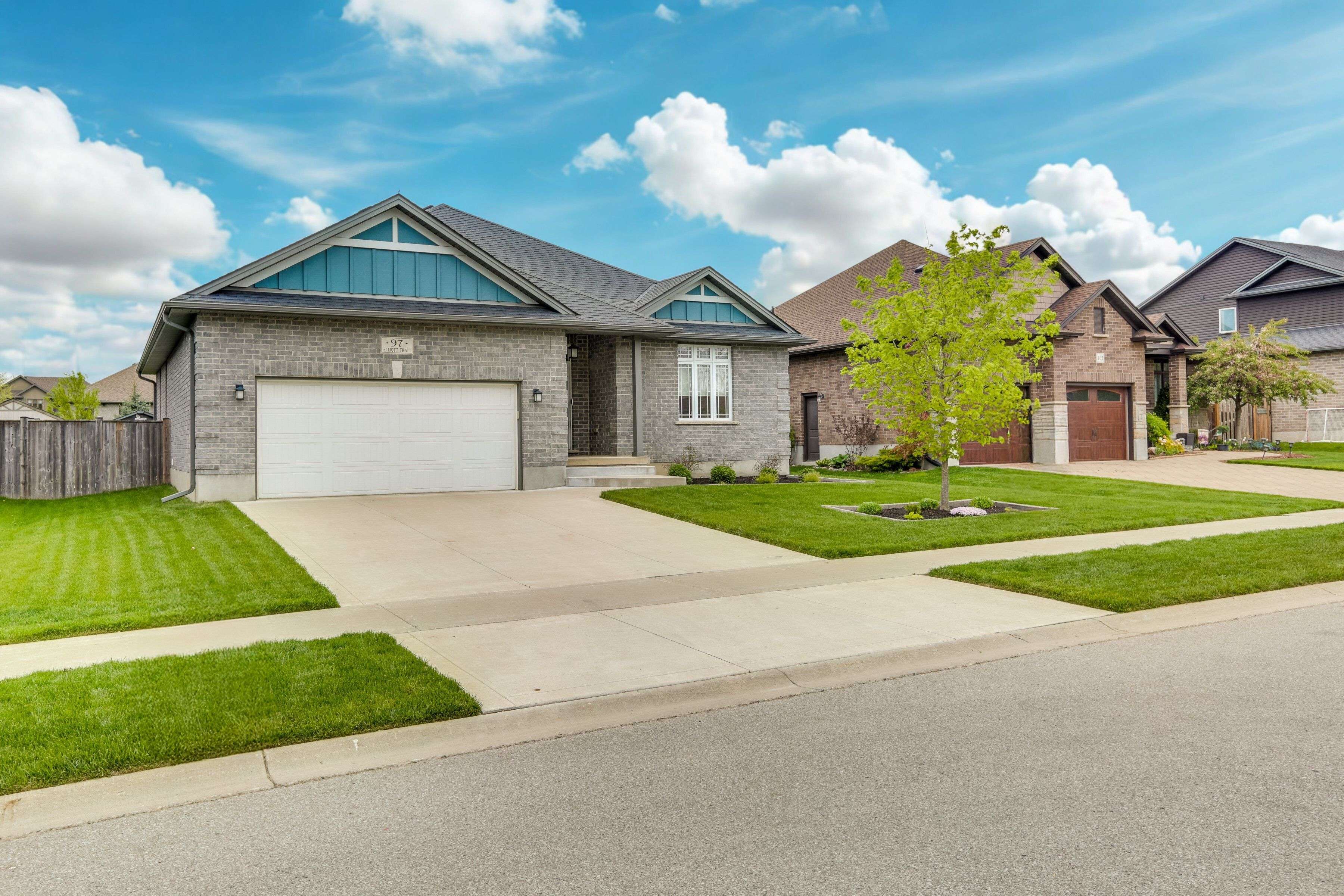 Thames Centre, ON N0M 2P0,97 Elliott TRL
