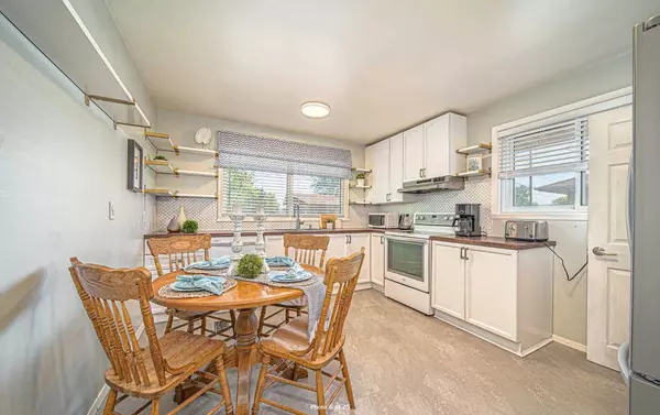 Oshawa, ON L1J 5N6,454 Stevenson RD N