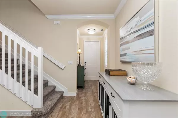 Parkland, FL 33076,8448 Lakeview Trl