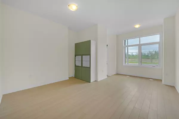 Markham, ON L6B 1R2,107 Carneros WAY