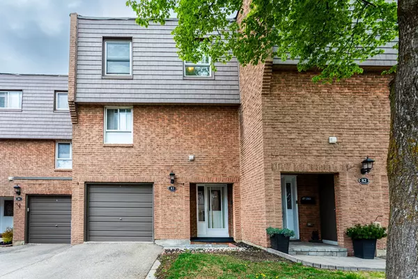 405 Hyacinthe BLVD #83, Mississauga, ON L5A 3N1