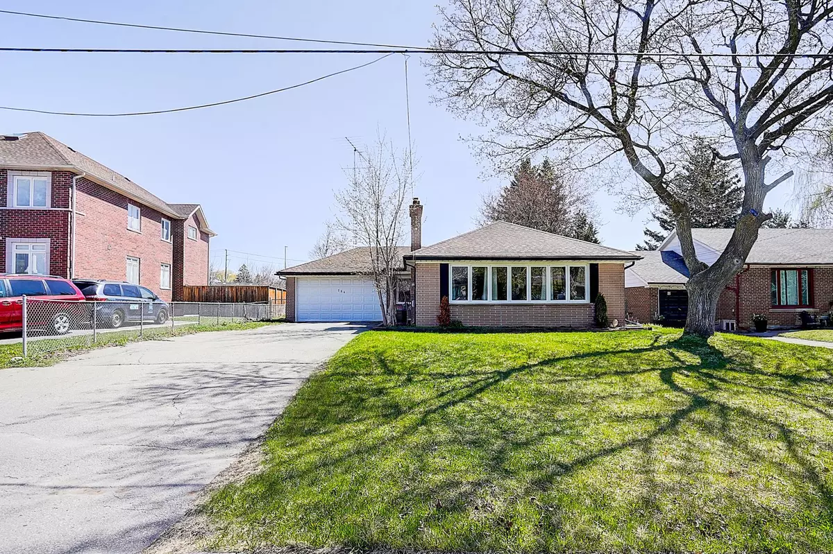 Richmond Hill, ON L4C 3R1,286 Kerrybrook DR