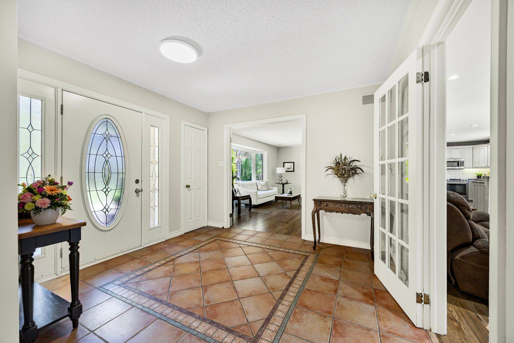 New Tecumseth, ON L0G 1W0,3 Pyne Hills CT