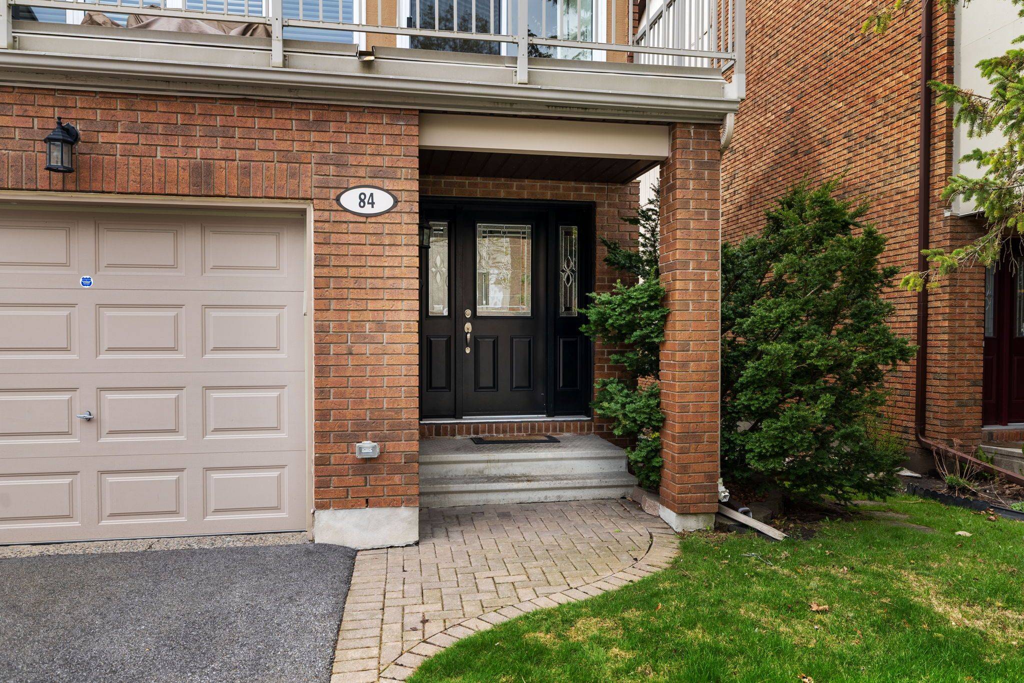Hunt Club - Windsor Park Village And Area, ON K1V 0M6,84 Winbro Private