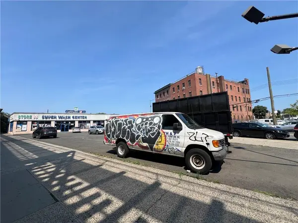 Brooklyn, NY 11204,7107 New Utrecht AVE