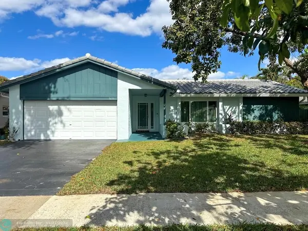 9639 NW 28th St, Coral Springs, FL 33065