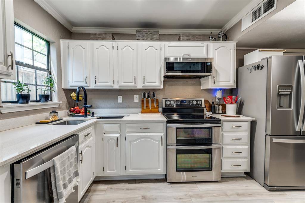 Dallas, TX 75204,3407 San Jacinto Street