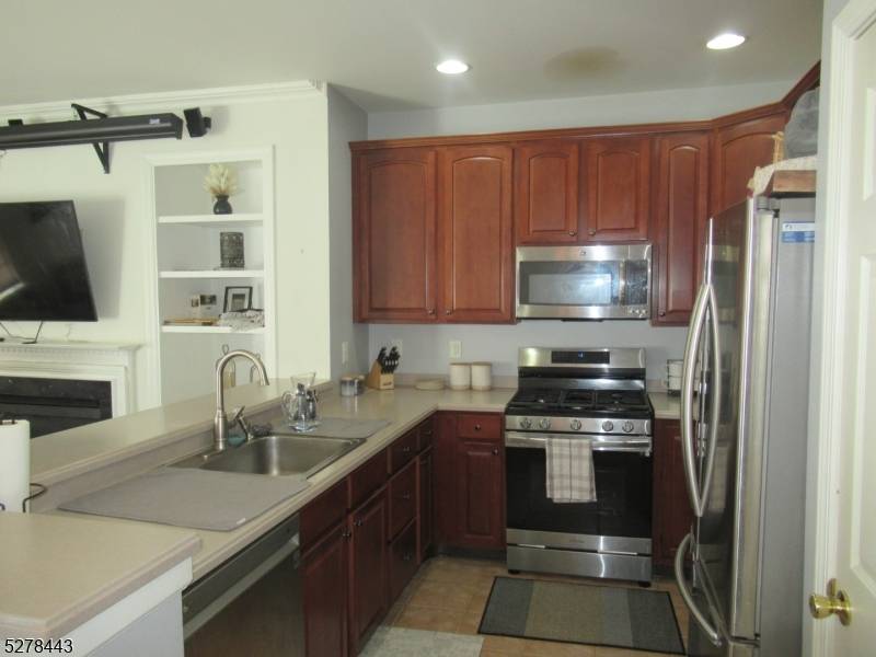 Clifton City, NJ 07014,134 Rock Creek Dr