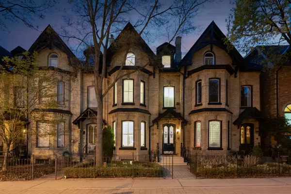 488 Ontario ST, Toronto C08, ON M4X 1M7