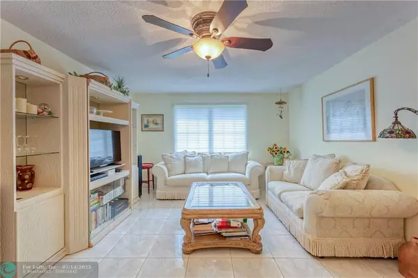 6261 NE 19th Ave #1107,  Fort Lauderdale,  FL 33308