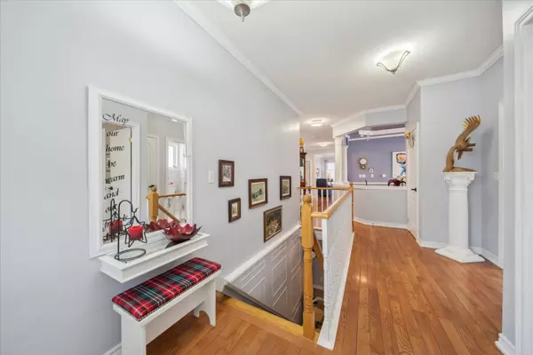 Cobourg, ON K9A 5X9,803 London ST