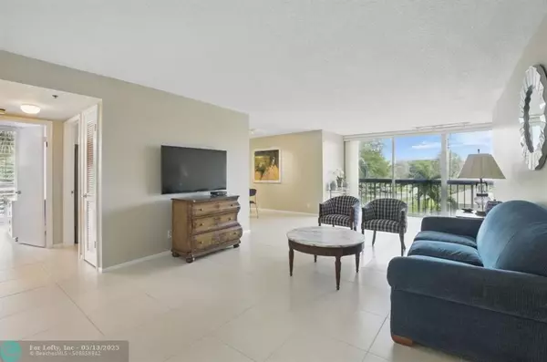 Boca Raton, FL 33434,1534 Bridgewood Dr #1534