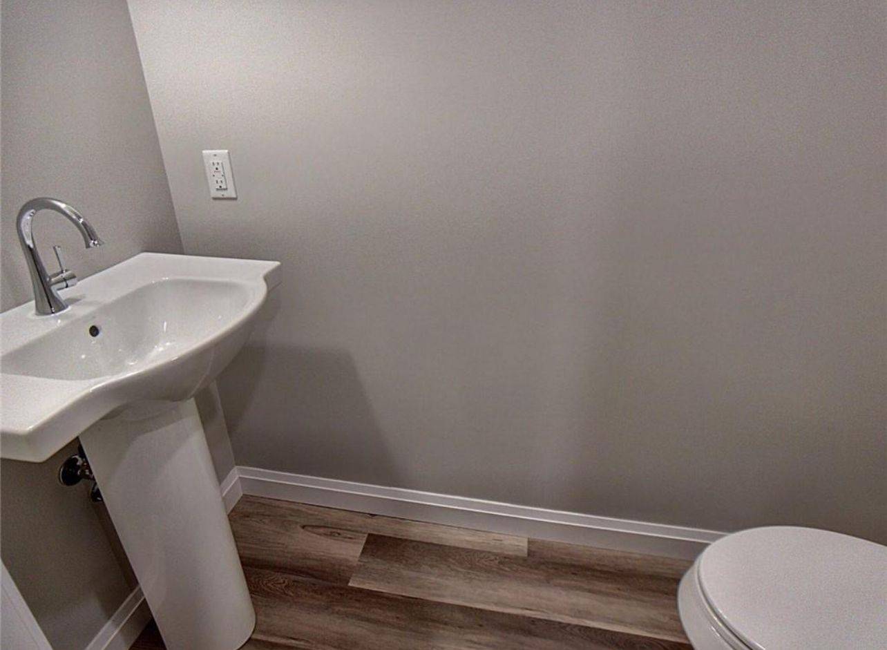 Hamilton, ON L9G 0G5,10 Rouley LN