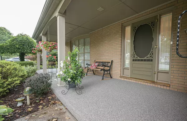 Tillsonburg, ON N4G 2B7,41 Parkwood DR