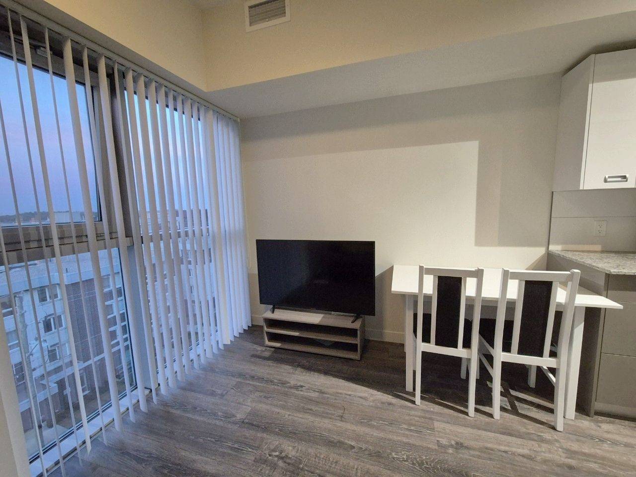 Waterloo, ON N2L 0K2,257 Hemlock ST #604