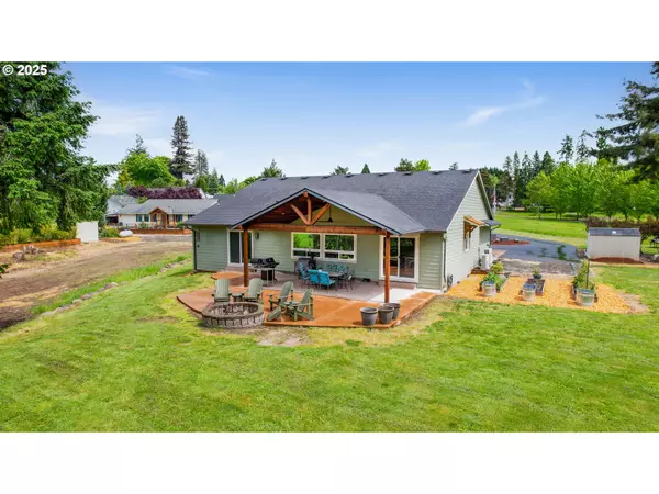 Carlton, OR 97111,801 S PARK ST