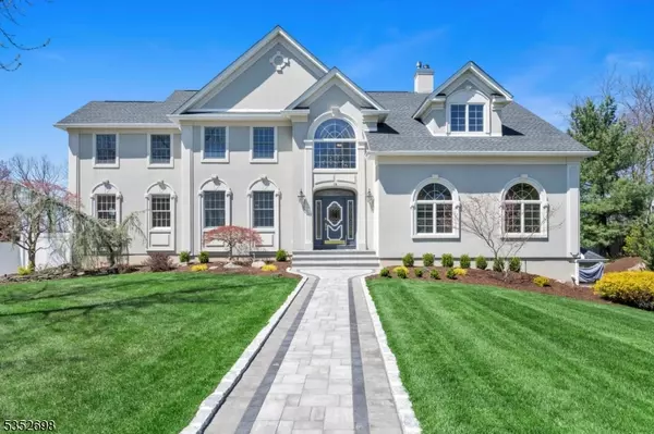 18 Danielle Dr, Wayne Twp., NJ 07470