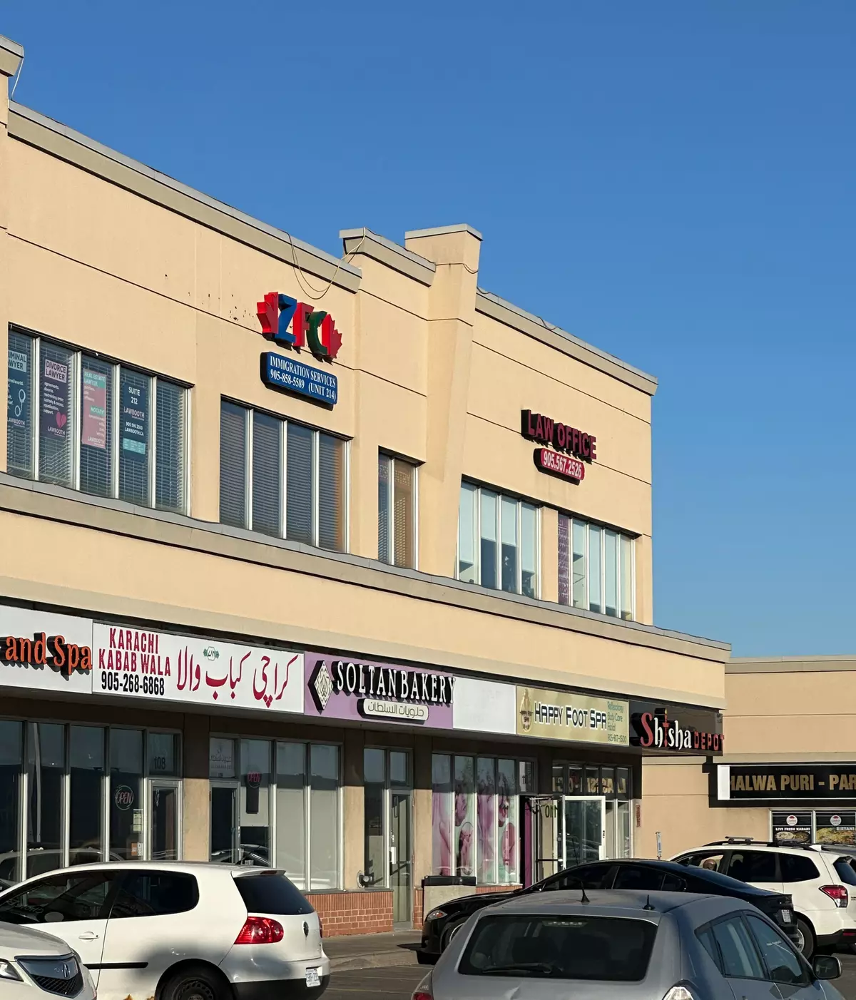 Mississauga, ON L5V 0A6,808 Britannia RD W #109