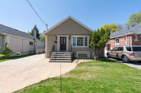 Toronto E04, ON M1L 3J2,710 Pharmacy AVE