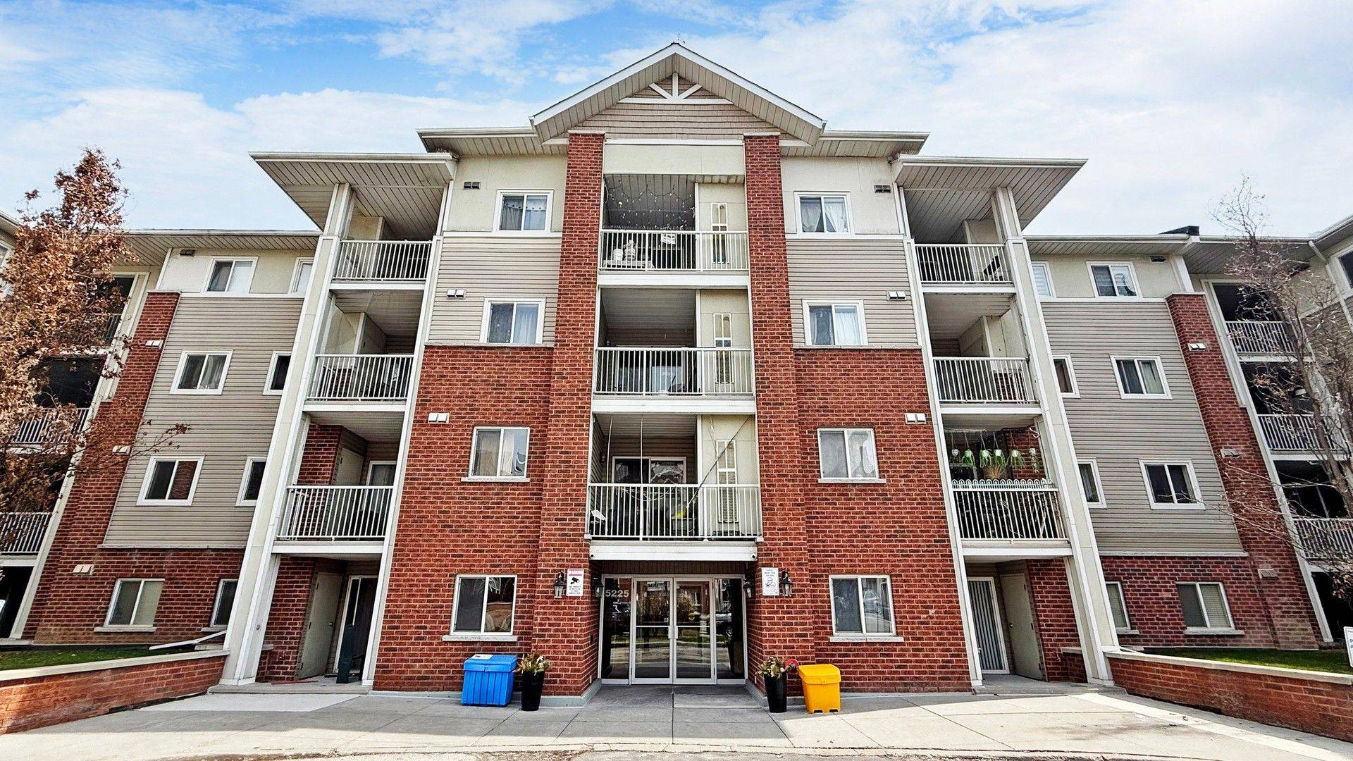 5225 Finch AVE #334, Toronto E07, ON M1S 5W8
