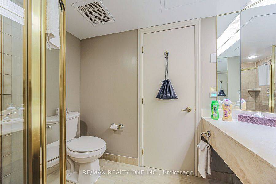 Oro-medonte, ON L0L 2L0,90 Highland DR #2449