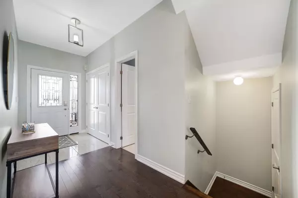 New Tecumseth, ON L0G 1A0,7 Strachan TRL