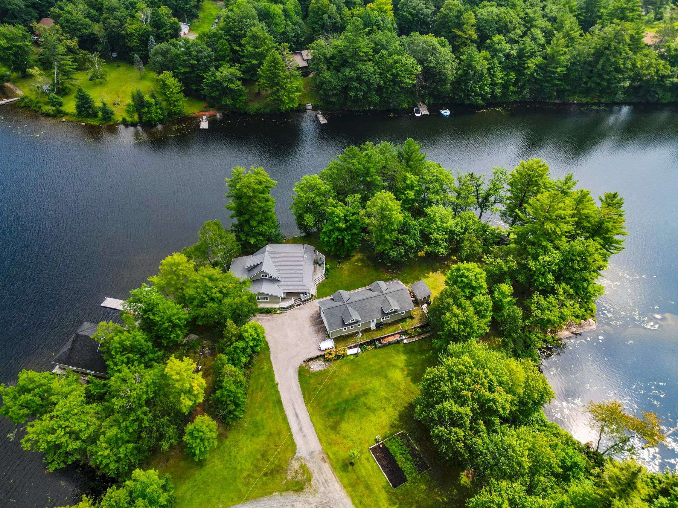 1078A Lake Joseph RD N, Seguin, ON P2A 2W8