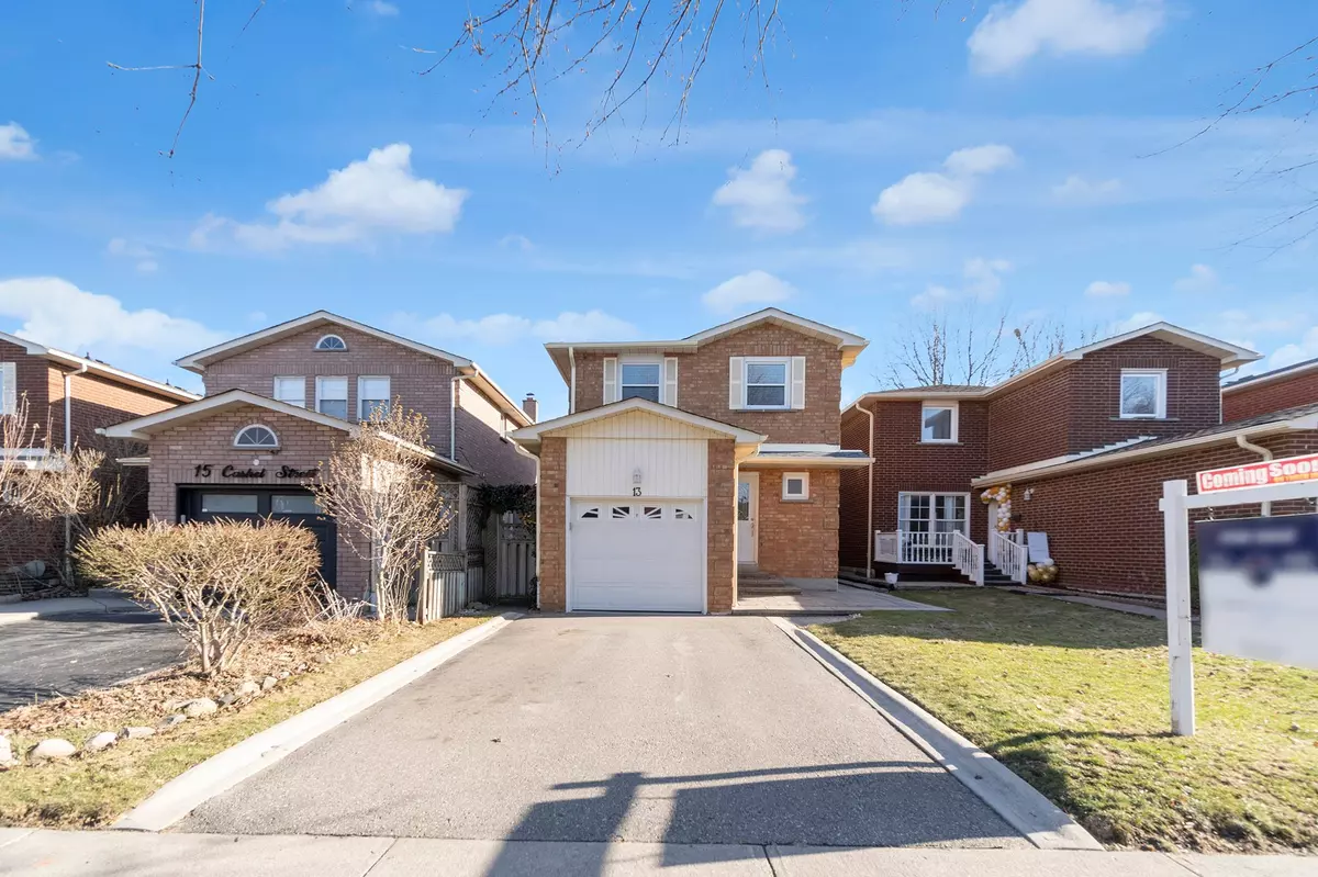 Brampton, ON L6Z 2X6,13 Cashel ST