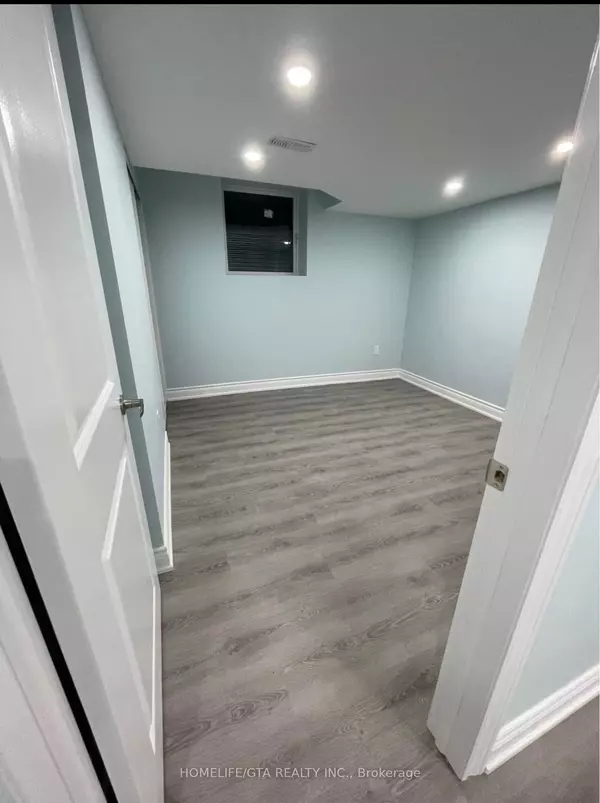 Ajax, ON L1T 4B3,35 Brockman CRES