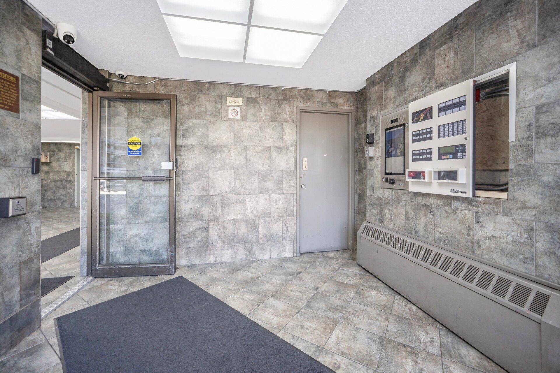 Brampton, ON L6T 3X9,17 KNIGHTSBRIDGE RD #605