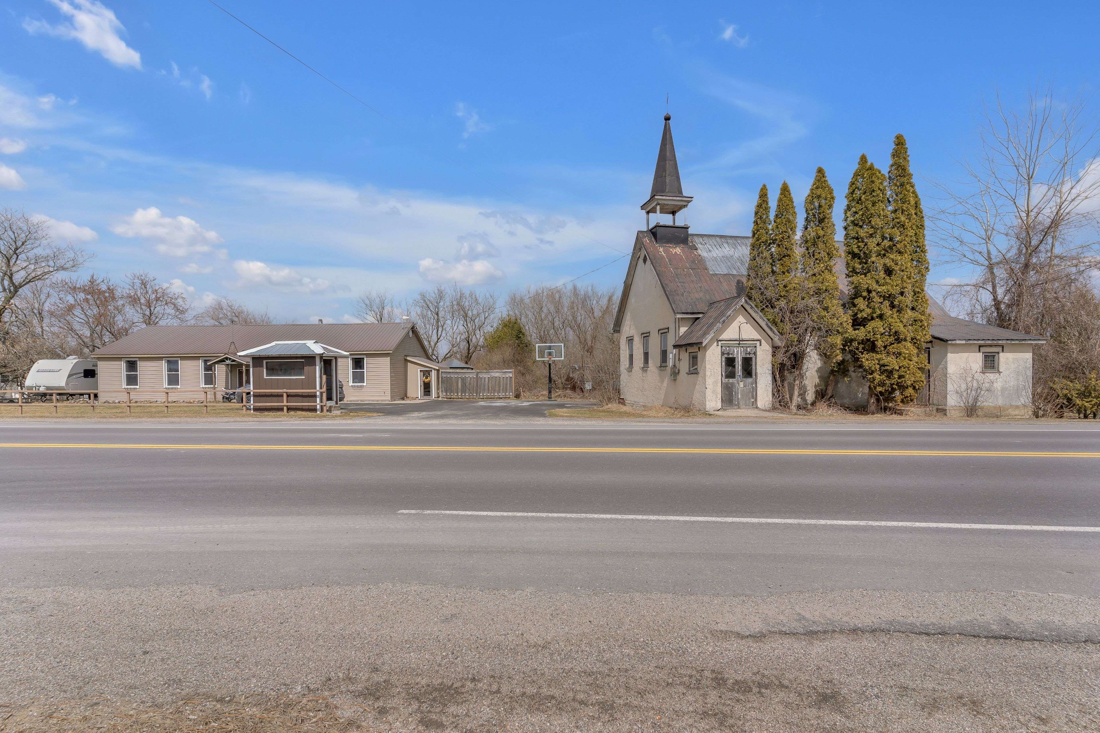 6955 County 2 RD, Loyalist, ON K7R 3K6