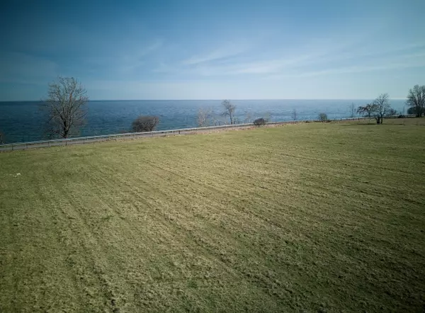 Loyalist, ON K0H 2S0,LT 17 PT 2 SOUTH SHORE RD