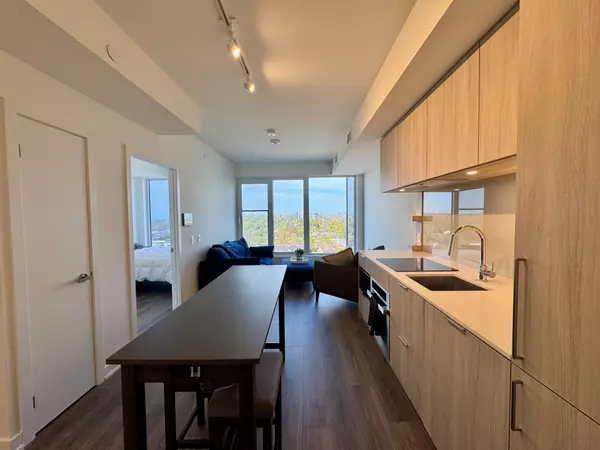 Mississauga, ON L5G 0E1,28 Ann ST #1204