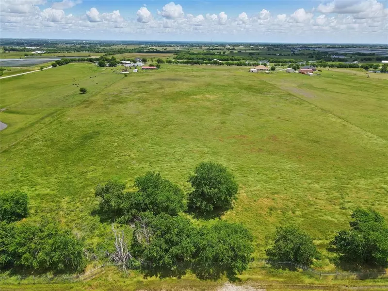 8635 Freeman Road, Sanger, TX 76266