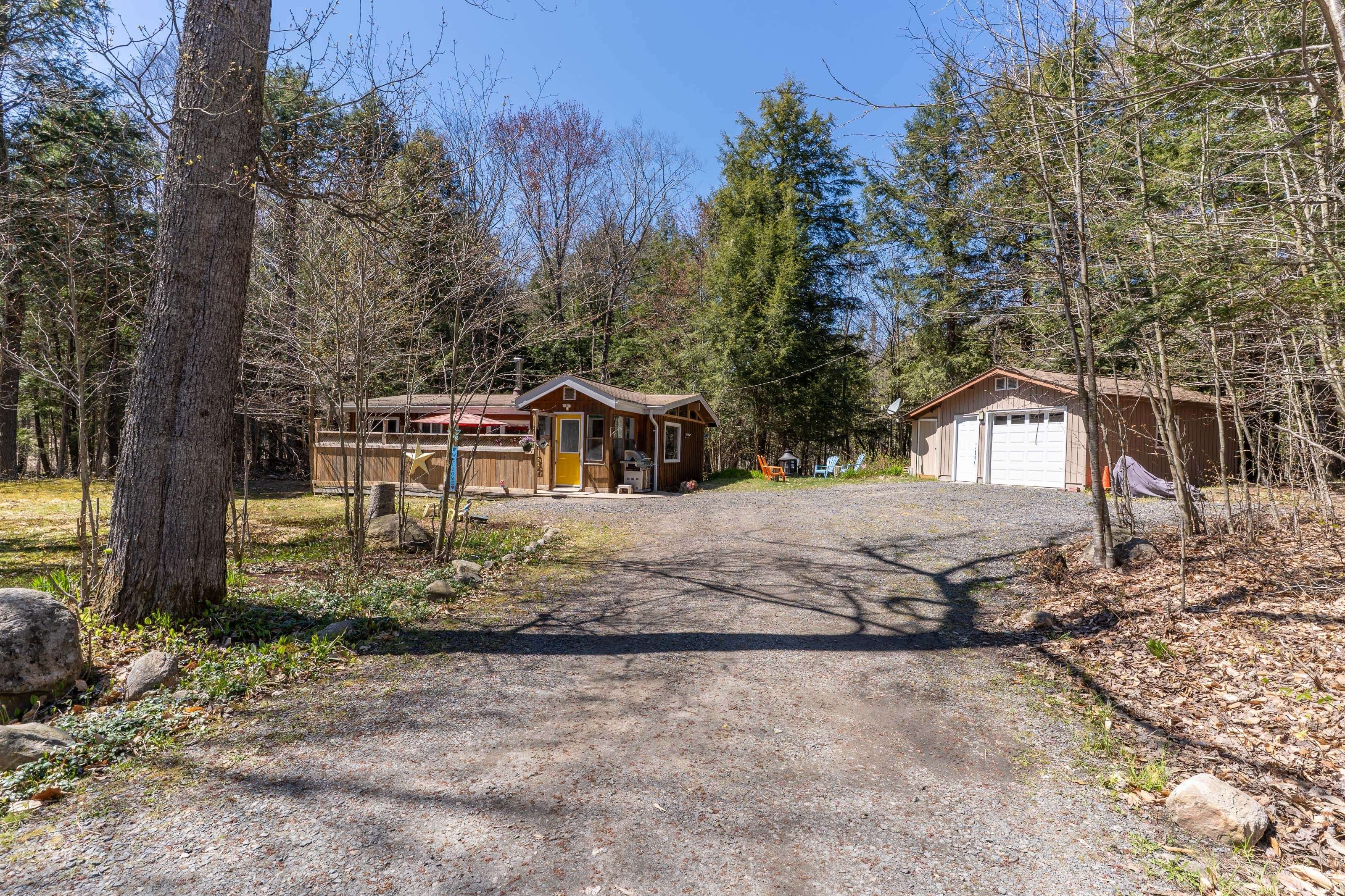 Huntsville, ON P1H 2J2,35 Brennan CIR