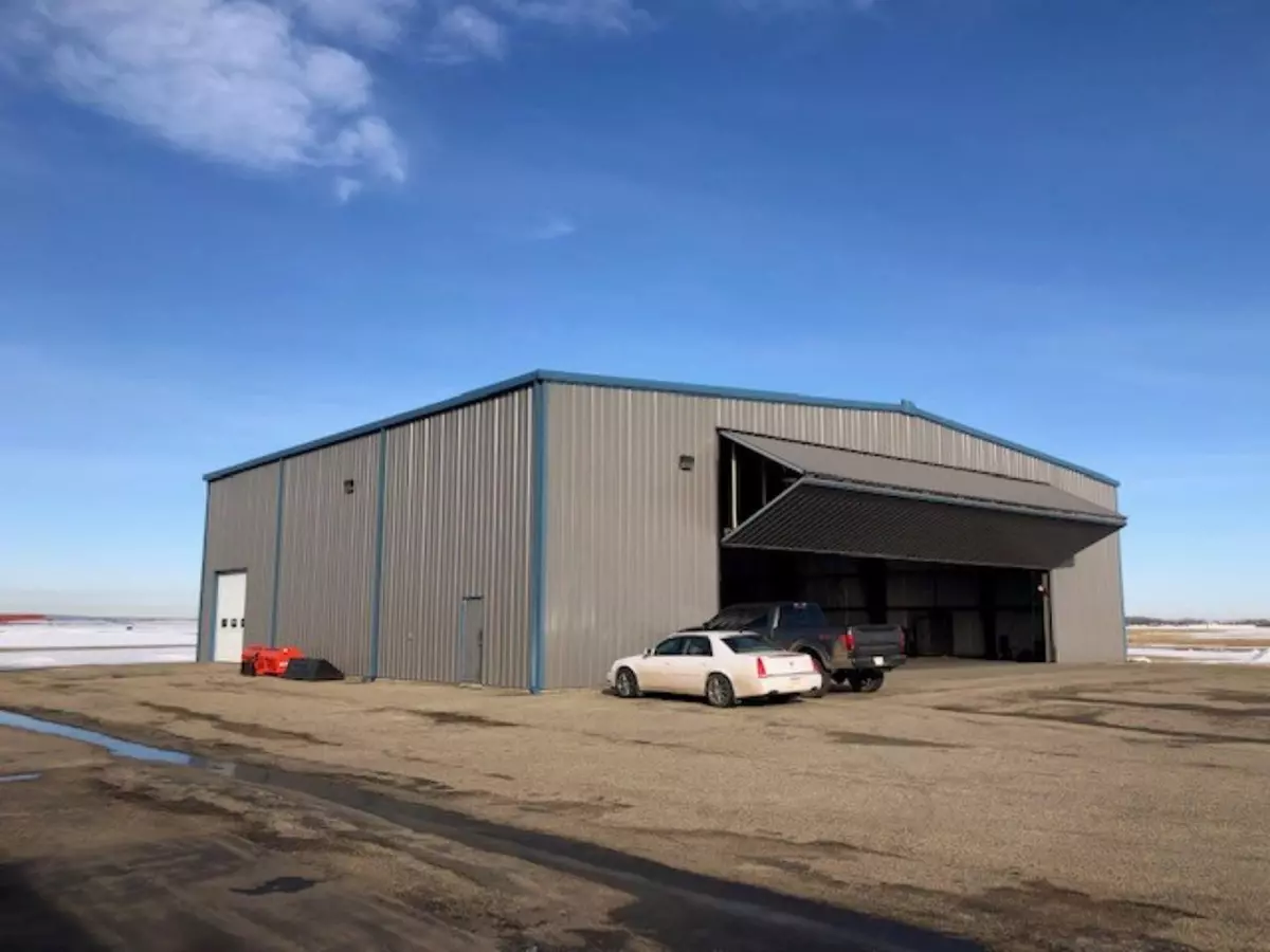 Grande Prairie, AB T8V 7Z5,11010 Airport DR