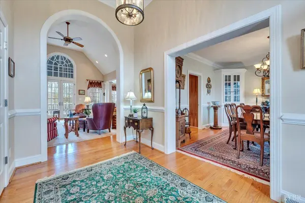 1122 Boone Hill DR, Lynchburg, VA 24503