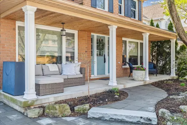 Burlington, ON L7L 6M7,2103 Novis WAY