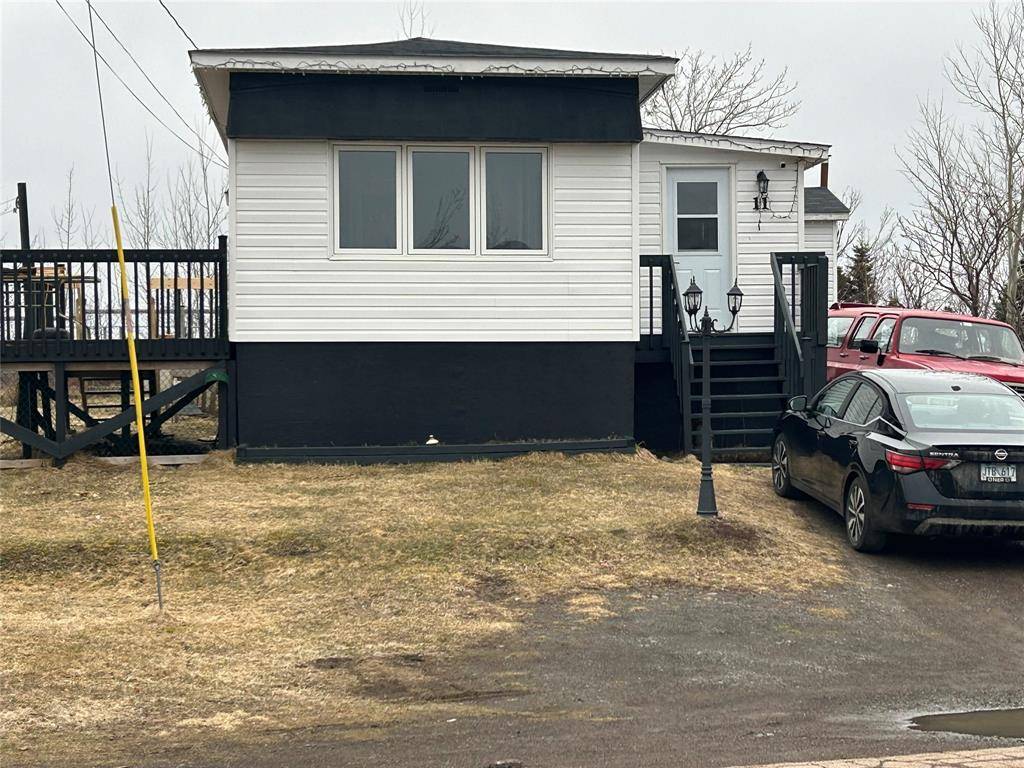 11 Pond Road, Embree, NL A0G 2A0