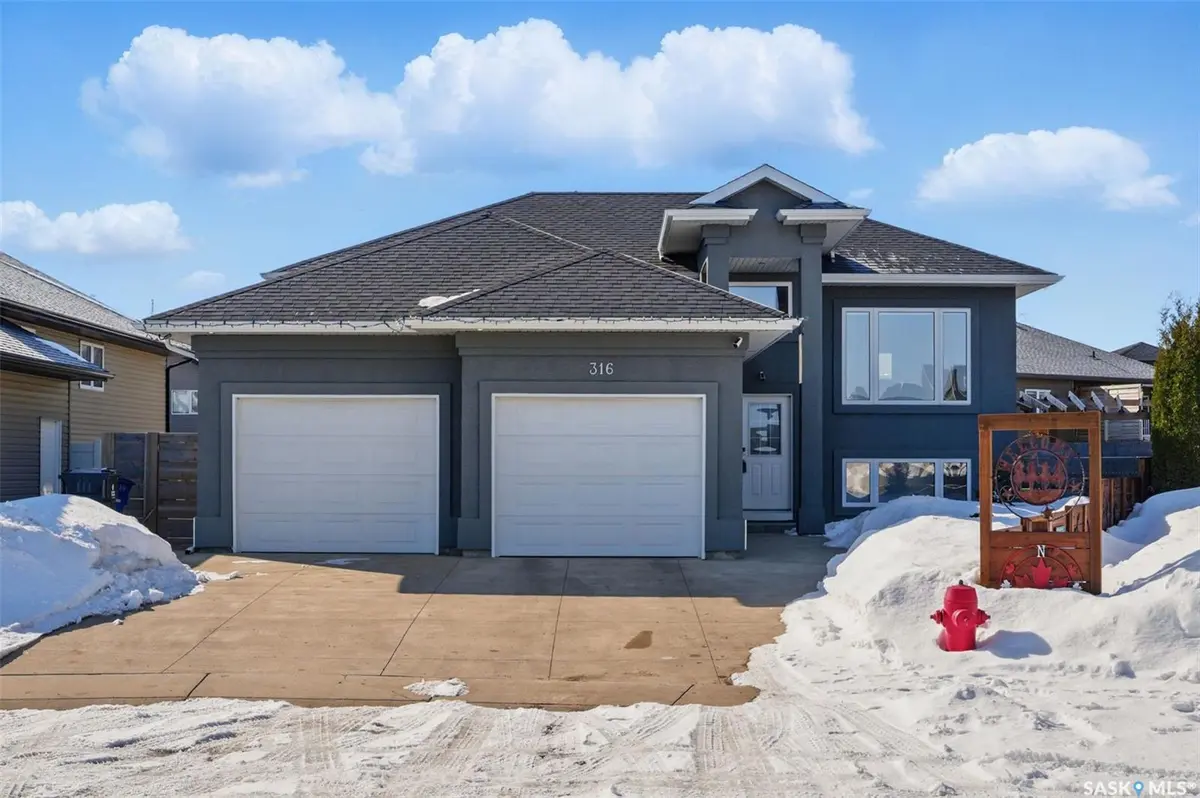 316 Player CRESCENT, Warman, SK S0K 4S1