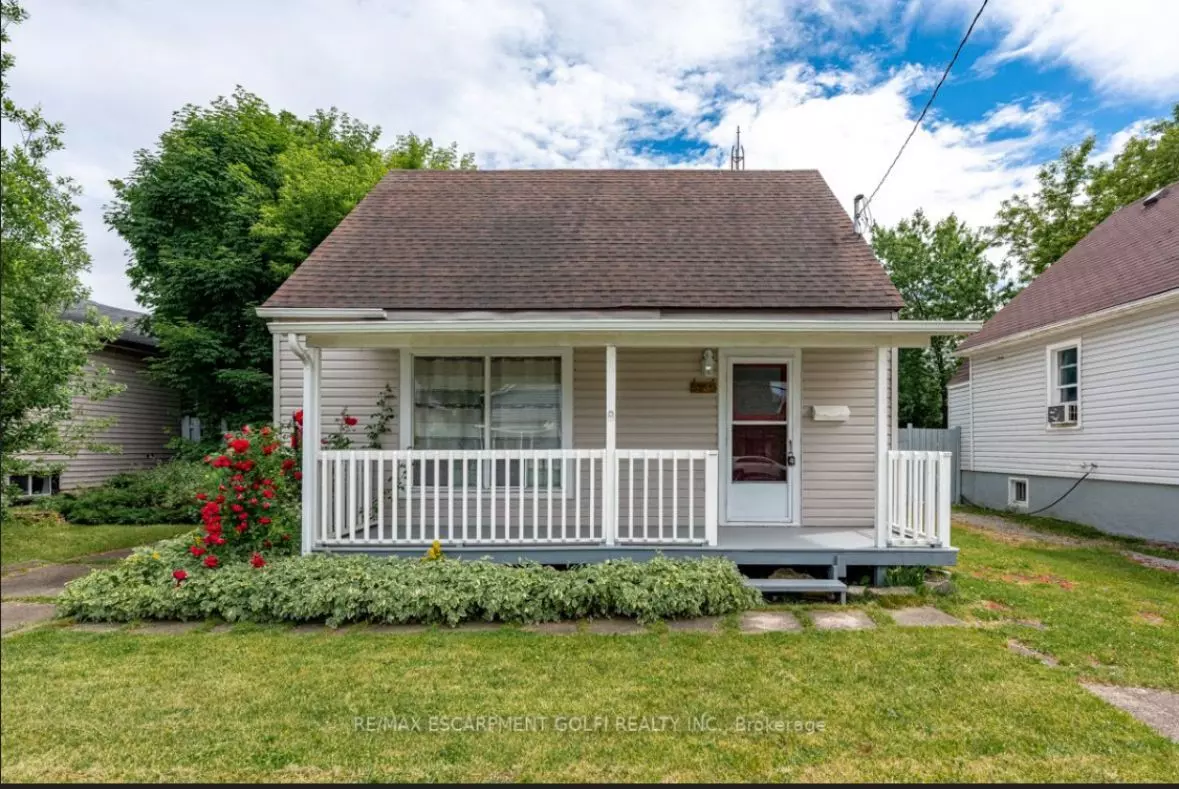 Niagara Falls, ON L2E 1M9,5232 Stamford ST