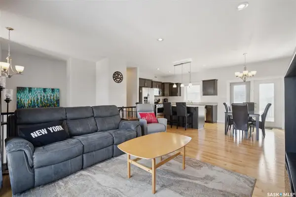 316 Player CRESCENT, Warman, SK S0K 4S1